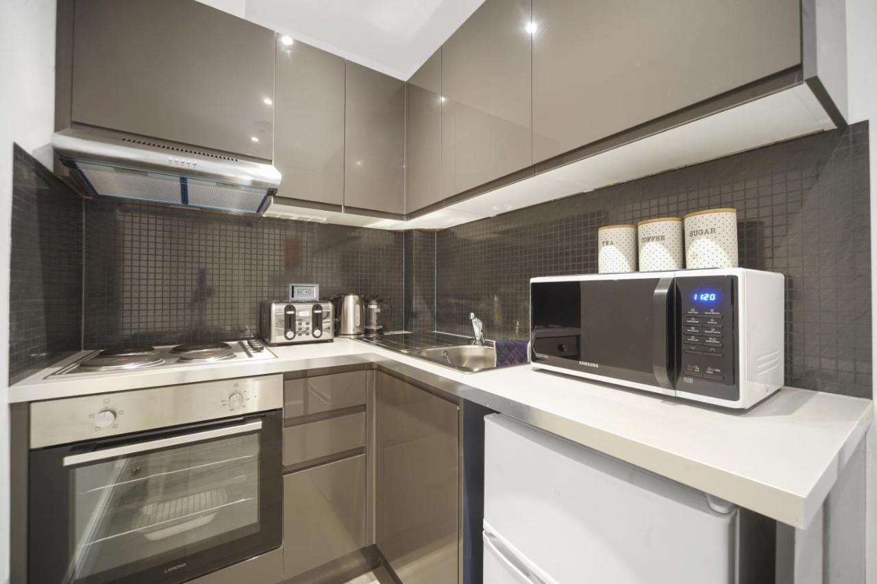 Studio Apartment By Homely Stays ลอนดอน ภายนอก รูปภาพ